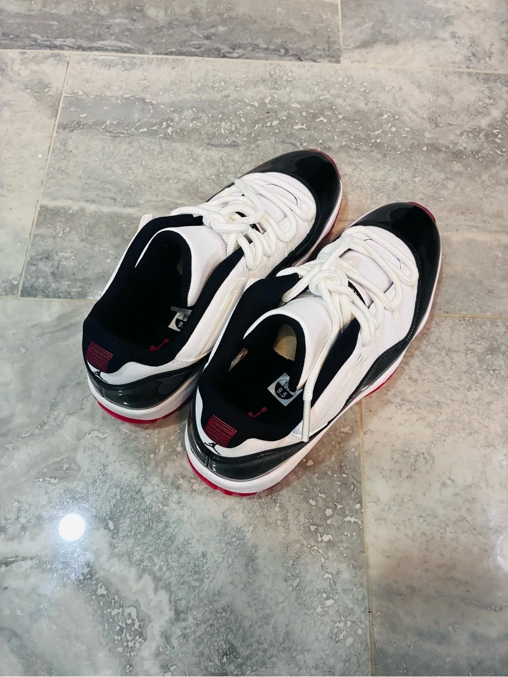 Air Jordan 11 low Chicago